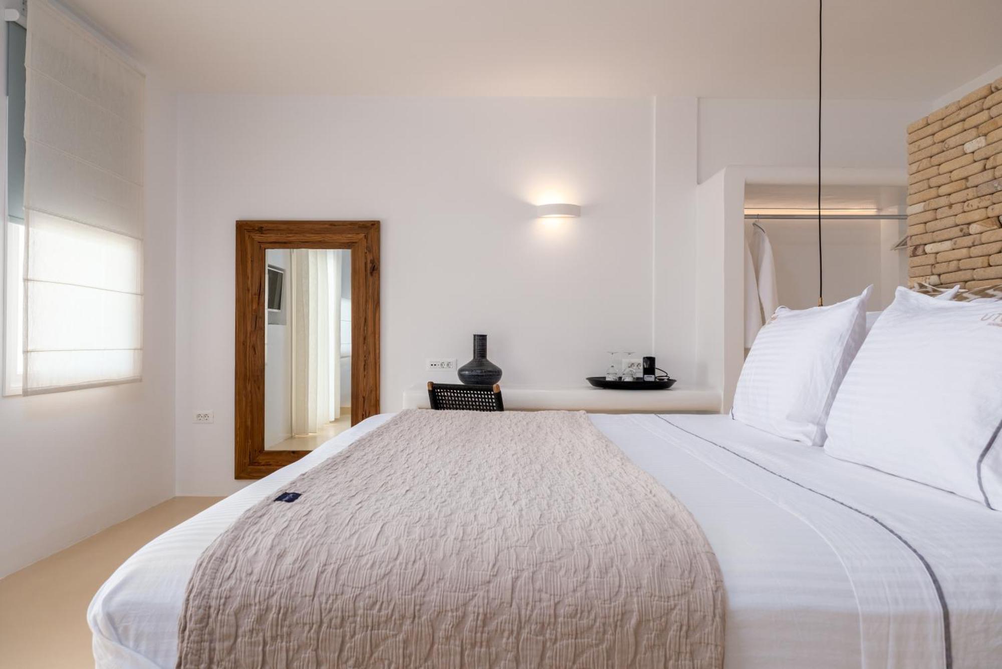 Utopia Suites By Anna Platanou Agia Irini  Buitenkant foto